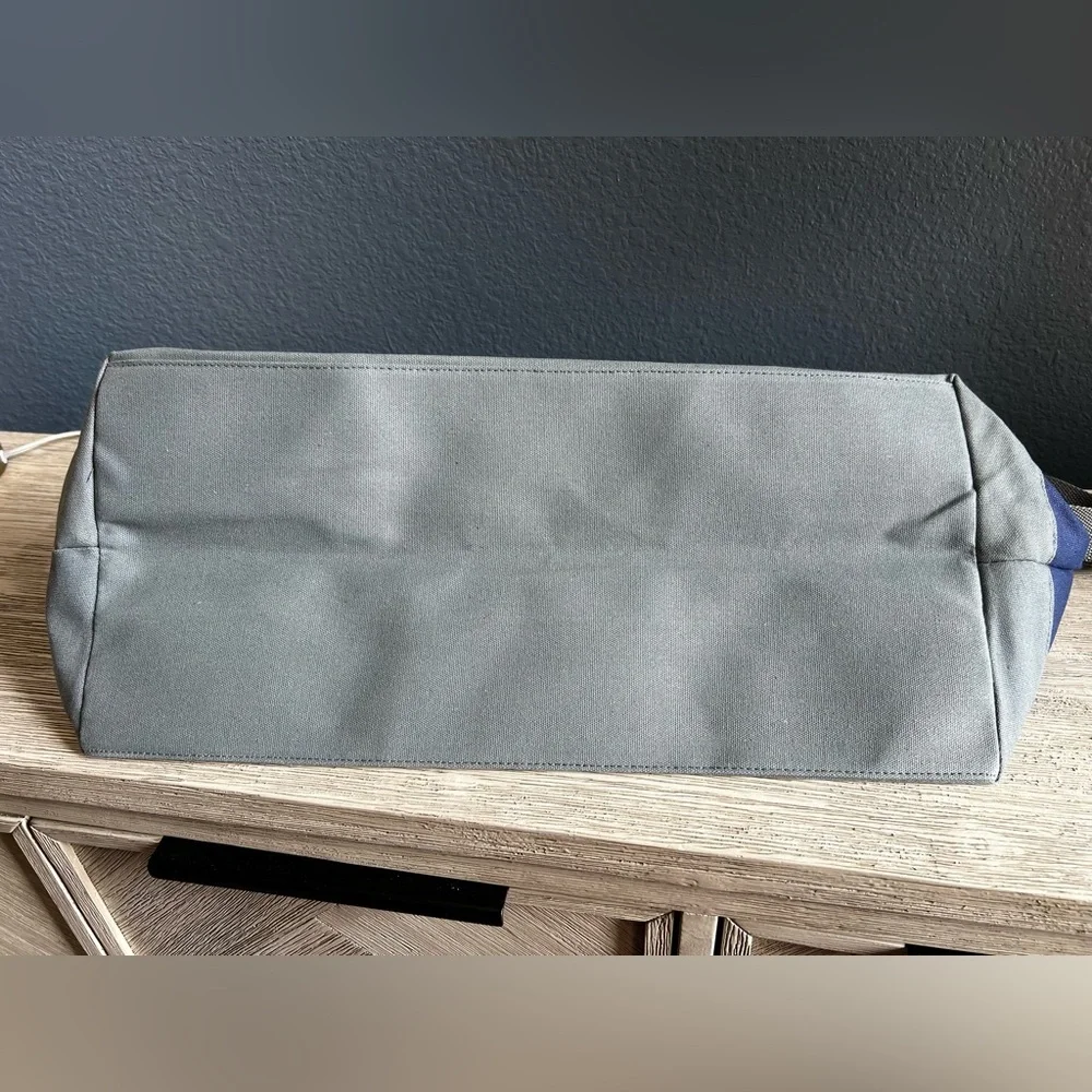 Tommy Bahama Navy and Gray Duffel Bag